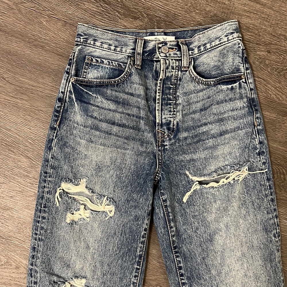 Willow & Root high waisted ripped dad jean